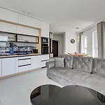 Daire Sea View Letnica Tower & Sea View By Downtown Gdansk